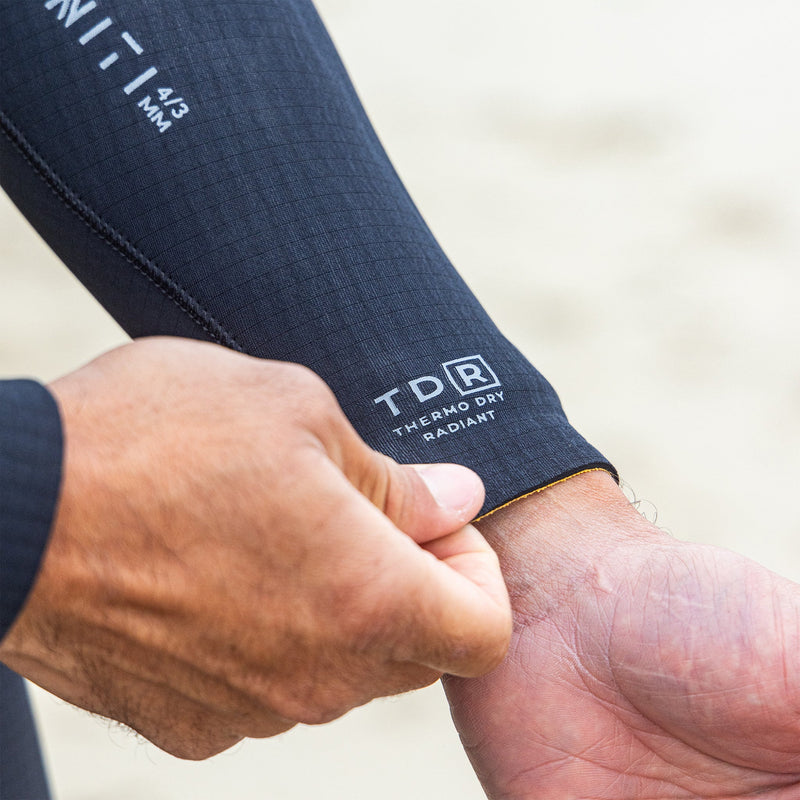 Load image into Gallery viewer, Xcel Infiniti 3/2 Back-Zip Wetsuit 12