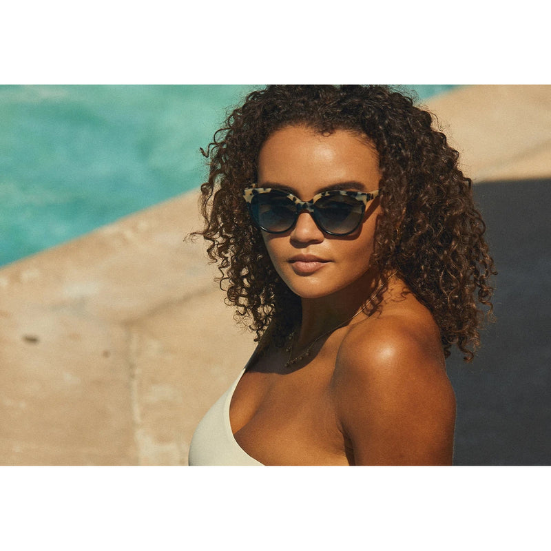 Load image into Gallery viewer, RAEN Women's Lily Sunglasses - Chai Tort/Green 5