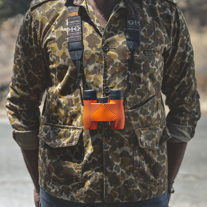 Load image into Gallery viewer, Nocs Provisions Standard Issue 8×25 Waterproof Binoculars