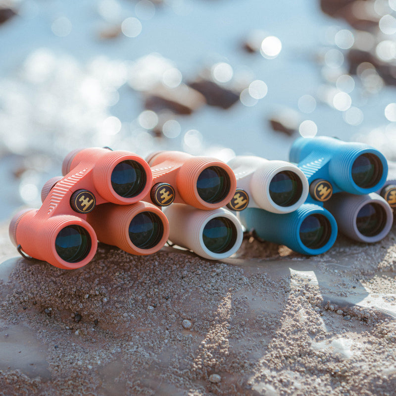 Load image into Gallery viewer, Nocs Provisions Field Issue 8×32 Waterproof Binoculars