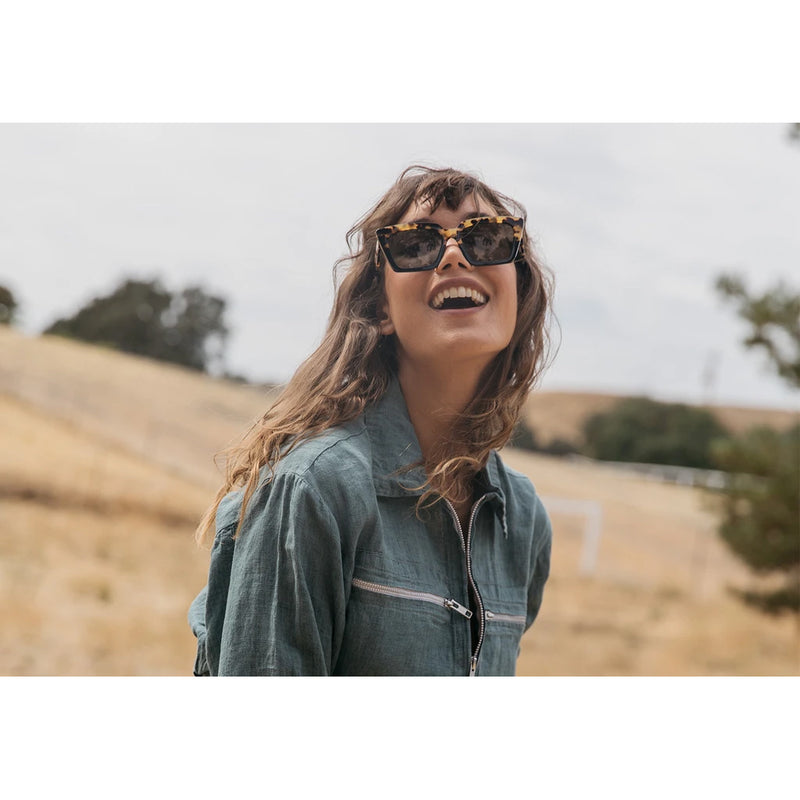 Load image into Gallery viewer, RAEN Women's Keera Sunglasses - Tamarin Tort/Bronze Mirror 5