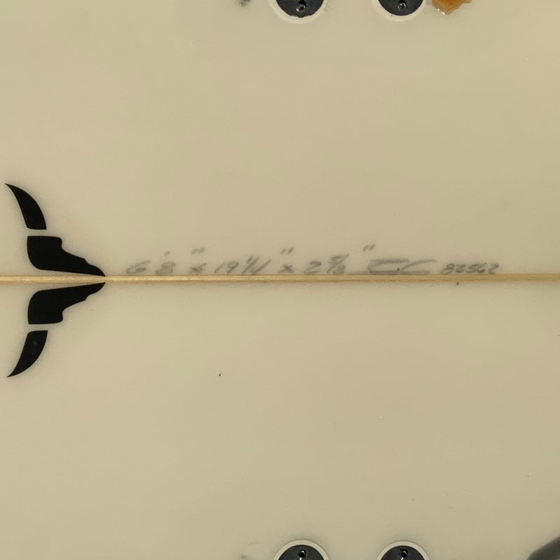 Load image into Gallery viewer, JS Industries Bullseye 6'8 × 19 ¼ × 2 ⅝ Surfboard • USED 4
