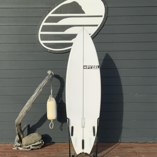 Pyzel Pyzalien II 6'0 × 19 ½ × 2 ½ Surfboard • USED 2