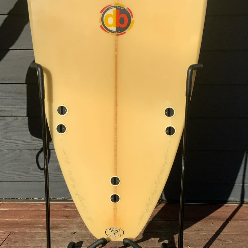 Load image into Gallery viewer, Barry D-Baugh Shapes Custom 7'2 × 20 ½ × 2 ¾ Surfboard • USED 3
