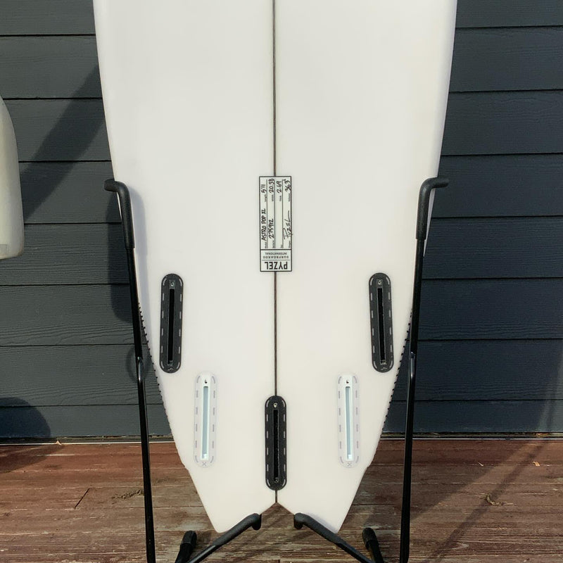 Load image into Gallery viewer, Pyzel Astro Pop 5'11 × 20 ⅜ × 2 11/16 Surfboard • USED 3
