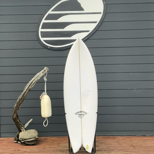 Sharp Eye Maguro 5'6 × 19 ¾ × 2.45 Surfboard • USED 1