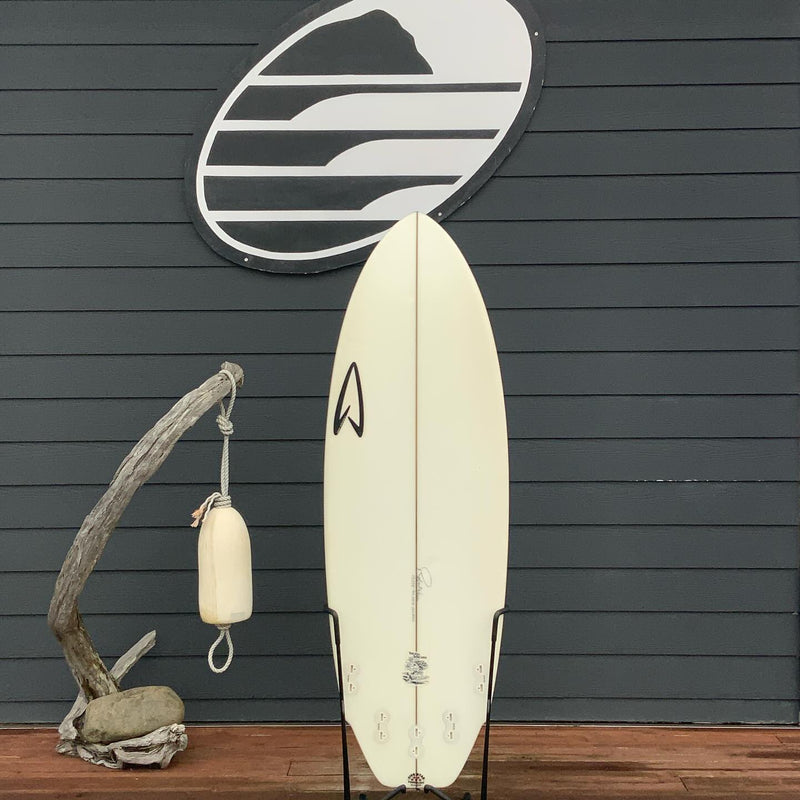 Load image into Gallery viewer, Roberts Mush Machine 5'4 × 19 ⅞ × 2 ¼ Surfboard • USED 2
