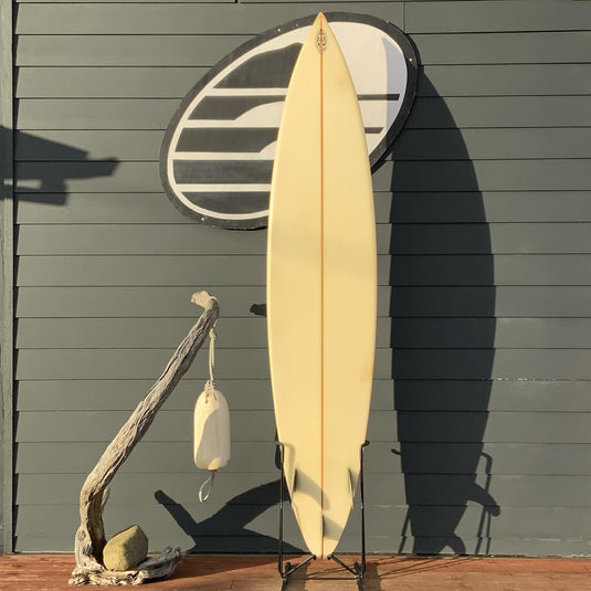 TVS Custom 8'3 × 19 ¼ × 2 ⅞ Surfboard • USED 2