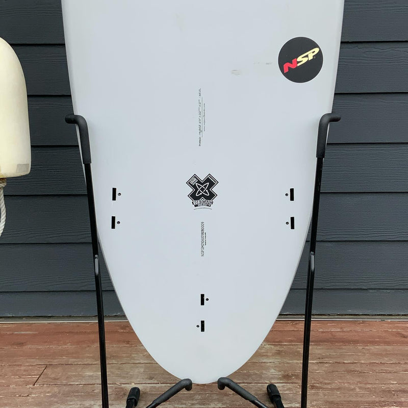 Load image into Gallery viewer, NSP Hybrid 6'0 × 22 ½ × 2 ½ Surfboard • USED 3

