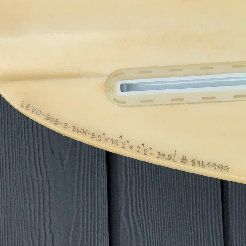 Load image into Gallery viewer, Firewire Evo 5'5 × 19 ½ × 2 ½ Surfboard • USED 4
