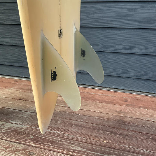 AKA Fish 5'7 × 20 5/16 × 2 ½ Surfboard • USED 4