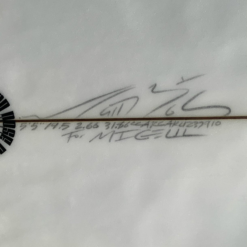 Load image into Gallery viewer, Lost RNF '96 5'5 × 19 ½ × 2 ⅔ Surfboard • USED 4
