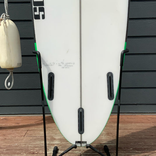 JS Industries Monstabox 5'11 × 19 ¼ × 2 ⅜ Surfboard • USED 3