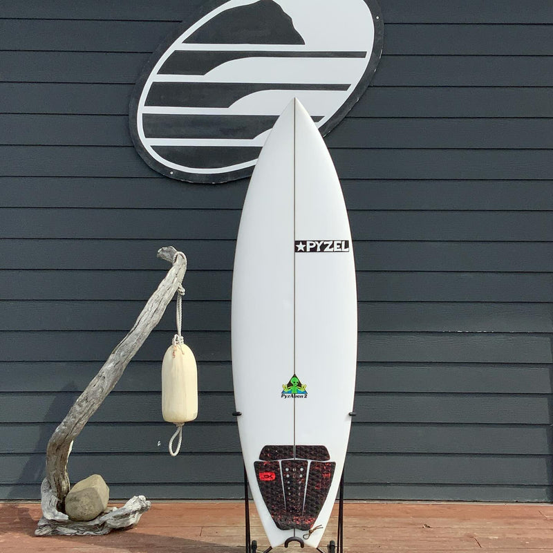 Load image into Gallery viewer, Pyzel Pyzalien II 5'11 × 20 × 2 11/16 Surfboard • USED 1

