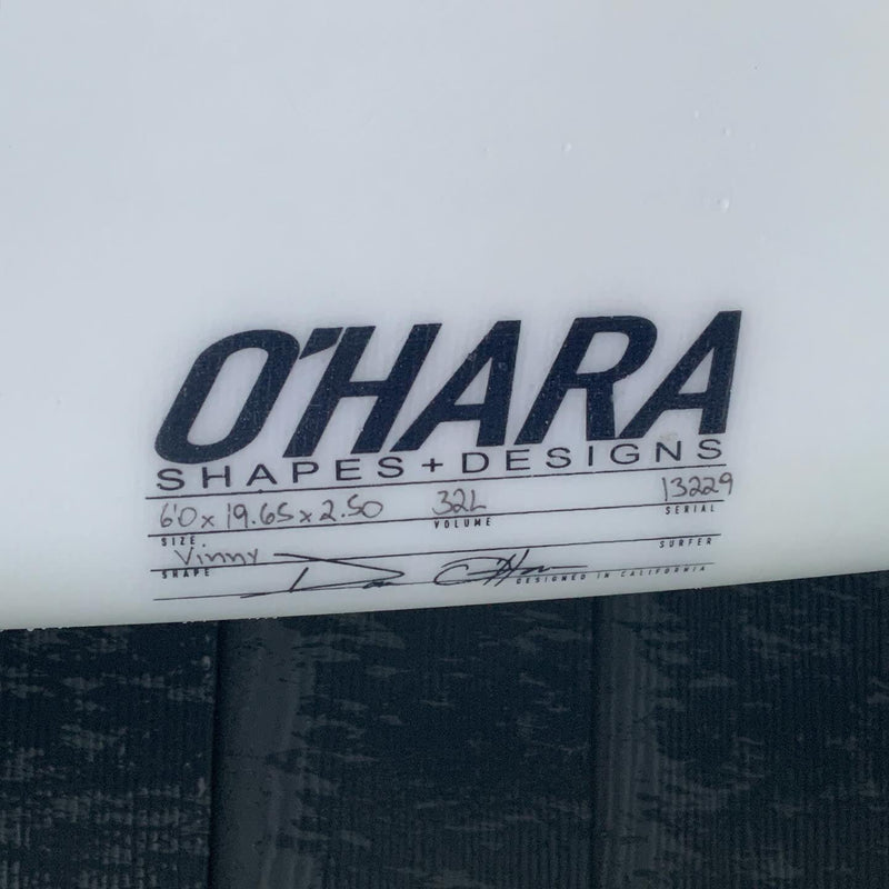 Load image into Gallery viewer, Solid Vinny Bio-Flex 6'0 × 19.65 × 2 ½ Surfboard • LIKE NEW 4
