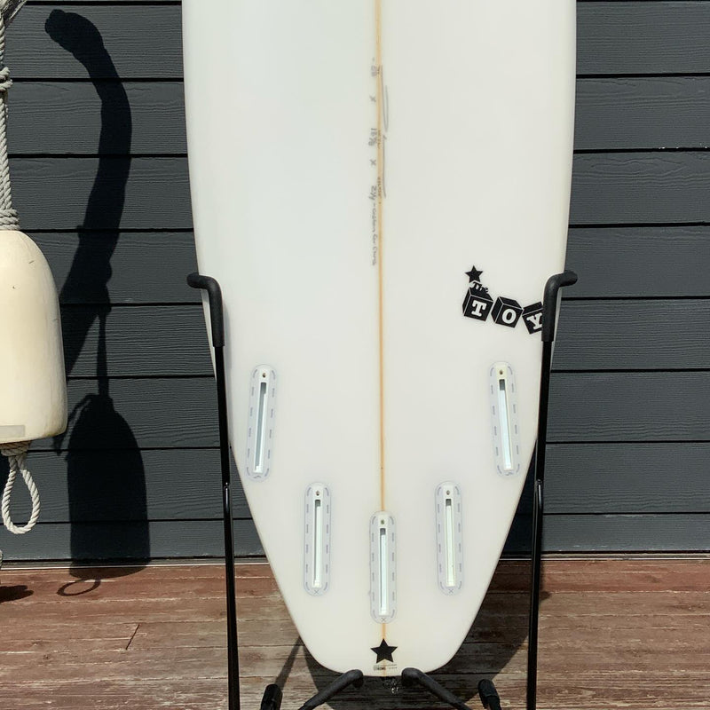 Load image into Gallery viewer, SUPERbrand The Toy 5'8 × 18 ⅞ × 2 ¼ Surfboard • USED 3
