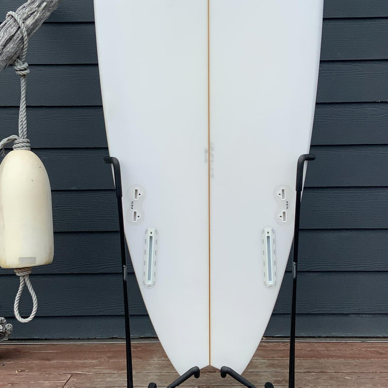 Load image into Gallery viewer, VB ST 6'8 × 21 ¼ × 2 ⅞ Surfboard • USED 3
