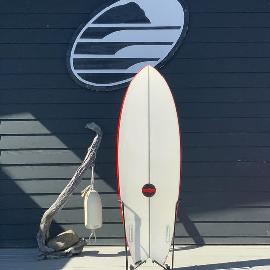 JS Industries Red Baron 5'6 × 21 × 2 ½ Surfboard • USED 2