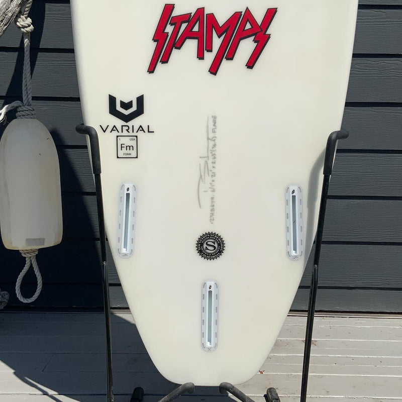 Load image into Gallery viewer, Stamps Flare Varial 6'1 × 21 × 2 ⅝ Surfboard • USED 3
