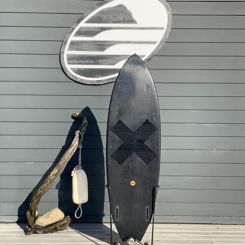Load image into Gallery viewer, Album Surf Twinsman 5'9 × 19 ⅞ × 2 ⅜ Surfboard • USED 2
