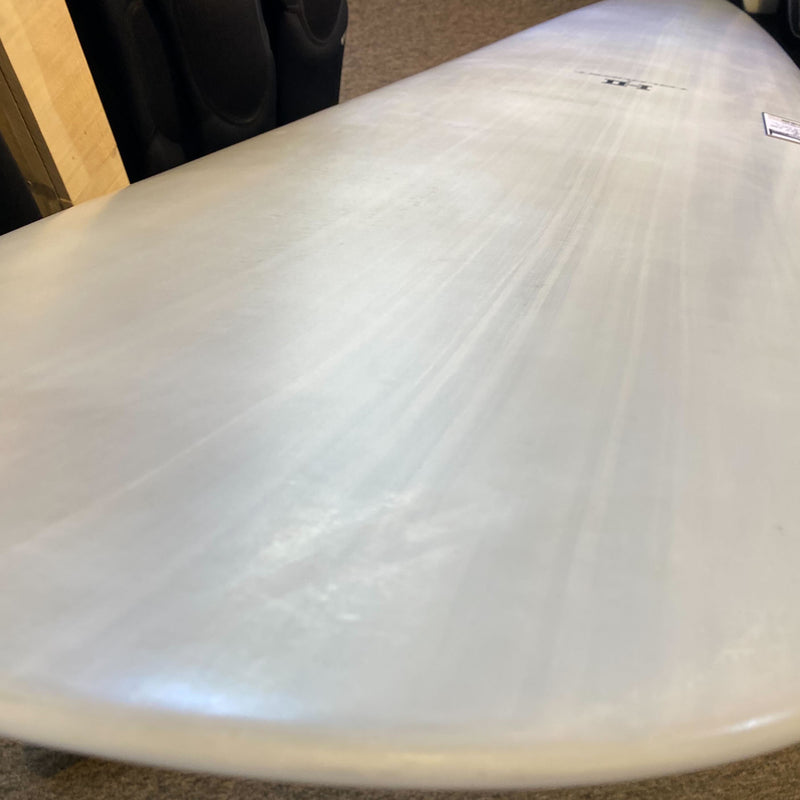 Load image into Gallery viewer, Harley Ingleby Series HI4 Thunderbolt Red 9'1 × 22 9/16 × 2 ¾ Surfboard • USED 5
