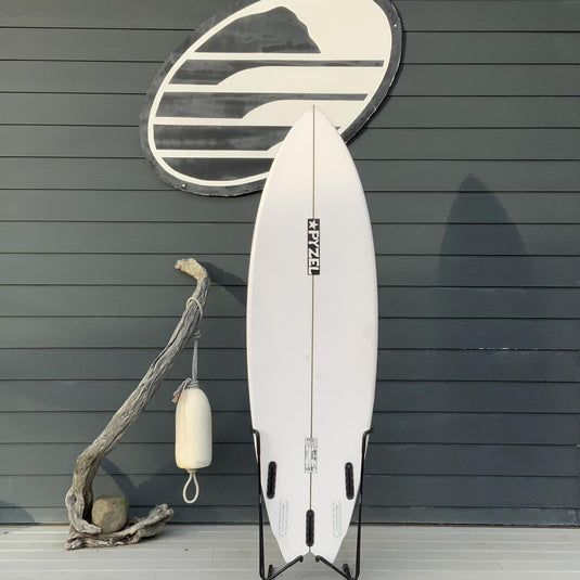 Pyzel Astro Pop 6'0 × 20 ¼ × 2 9/16 Surfboard • USED 2