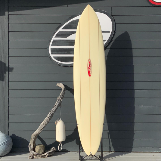 Kies Custom 8'2 × 21 ½ × 2 ⅞ Surfboard • USED 1