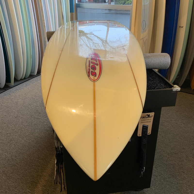 Load image into Gallery viewer, Kies Custom 8'2 × 21 ½ × 2 ⅞ Surfboard • USED 6
