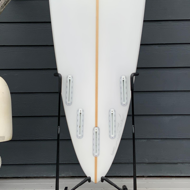 Load image into Gallery viewer, Sparrow Trevor Carlson 9'8 × 20 ¾ × 3 ¾ Surfboard • USED 3
