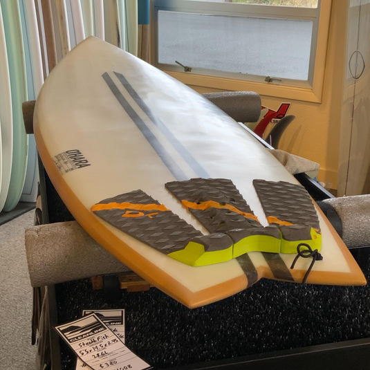 Solid Stealth Fish 5'5 × 19 ½ × 2.45 Surfboard • USED 5