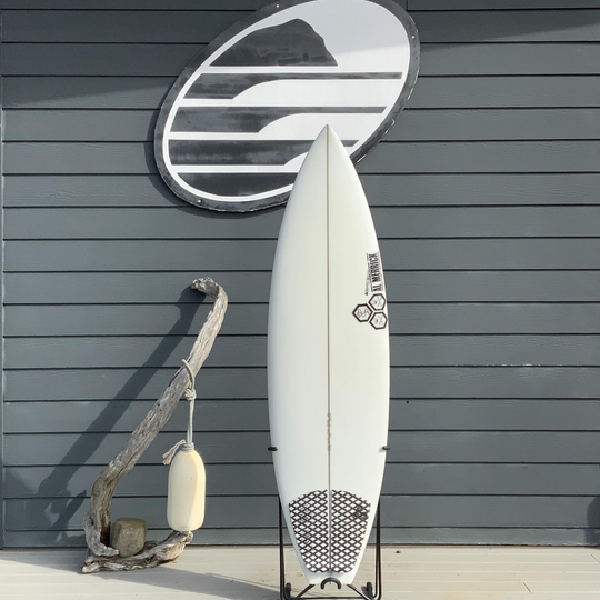Channel Islands Black & White 5'9 × 18 ⅞ × 2 5/16 Surfboard • USED