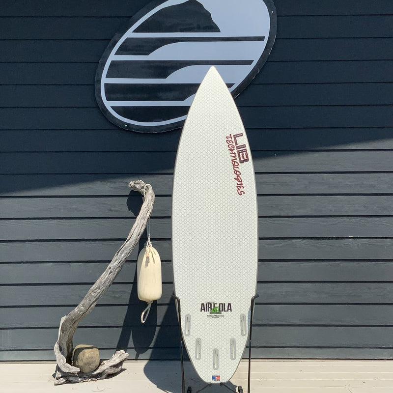 Load image into Gallery viewer, Lib Tech Air E Ola 6'1 × 19 ¾ × 2 ⅖ Surfboard • USED 2
