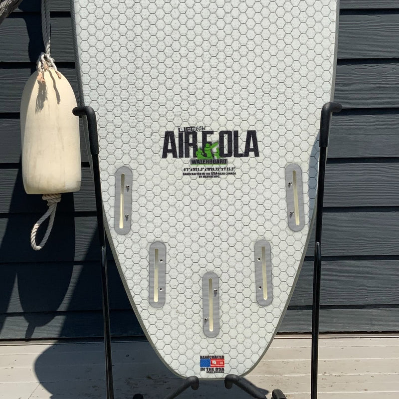Load image into Gallery viewer, Lib Tech Air E Ola 6'1 × 19 ¾ × 2 ⅖ Surfboard • USED 3
