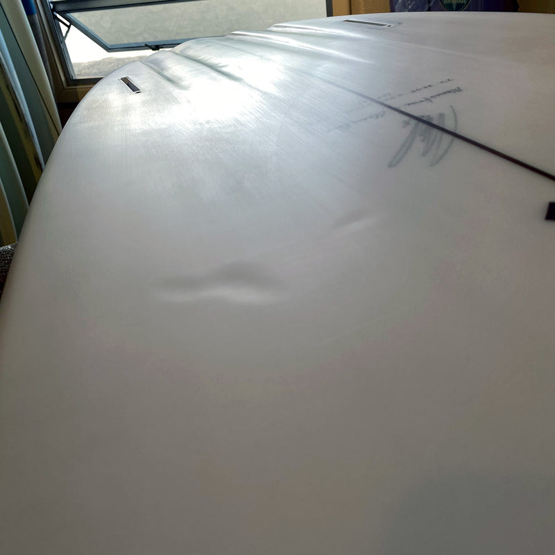 Load image into Gallery viewer, Album Surf Moonstone 6'10 × 20 ½ × 2 ¾ Surfboard • DAMAGED
