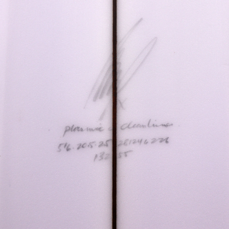 Load image into Gallery viewer, Album Surf Plasmic 5'6 × 20 ½ × 2 ½ Surfboard 4
