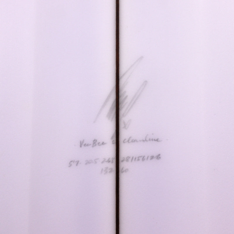 Load image into Gallery viewer, Album Surf Veebee 5'7 × 20 ½ × 2 11/16 Surfboard 4
