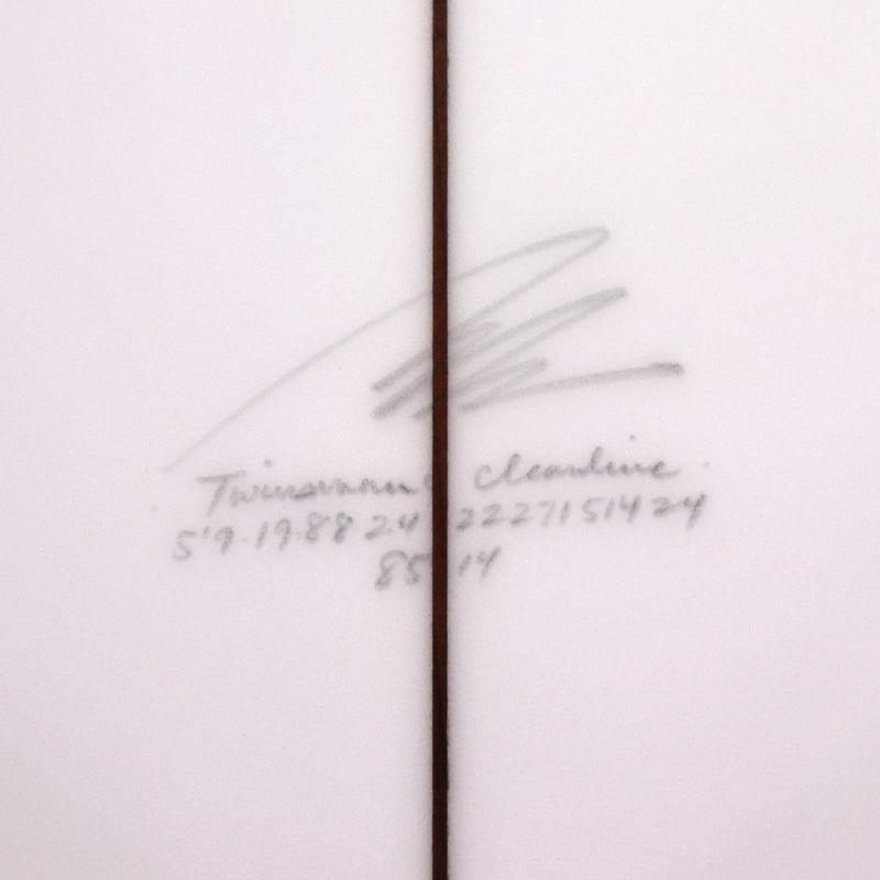 Load image into Gallery viewer, Album Surf Twinsman 5'9 × 19 ⅞ × 2 ⅖ Surfboard 4
