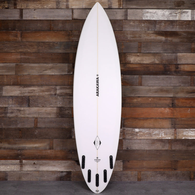 Load image into Gallery viewer, Arakawa Stun Gun 7'0 × 20 ¼ × 2 ⅞ Surfboard 2
