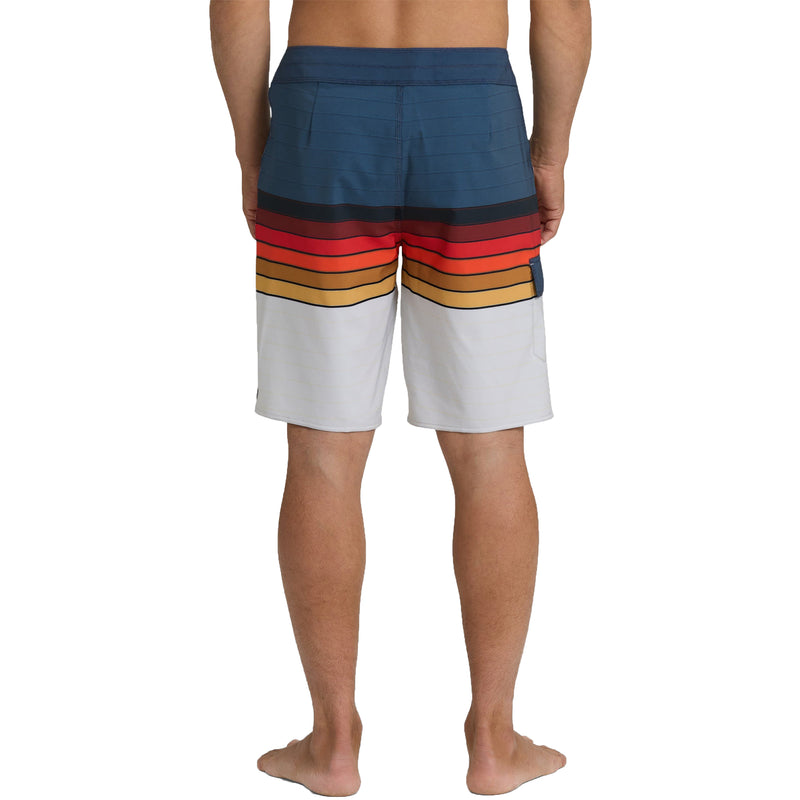 Load image into Gallery viewer, Billabong All Day Stripe Pro 20" Boardshorts 2
