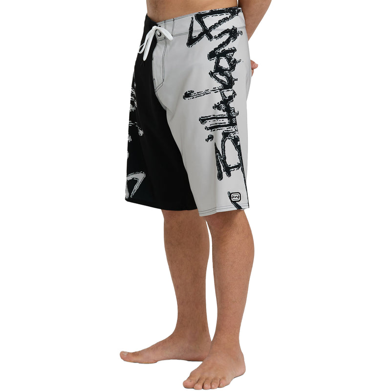 Load image into Gallery viewer, Billabong Inverted Pro 22" Boardshorts 3
