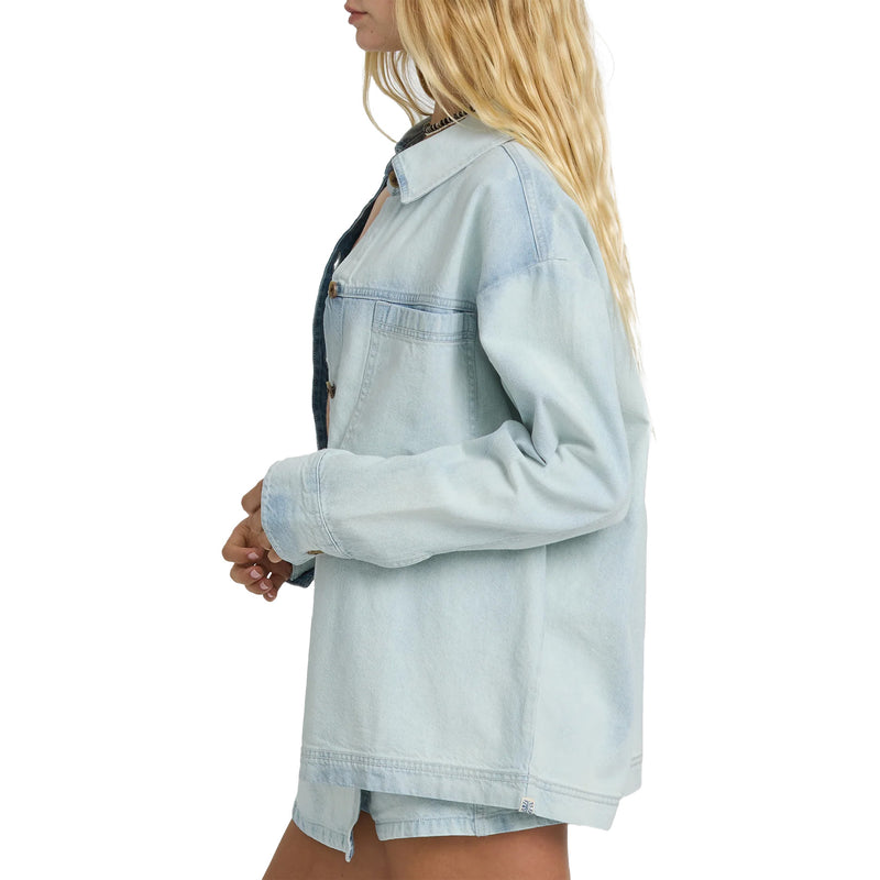 Load image into Gallery viewer, Billabong Women's Jade Saltwashed Long Sleeve Button-Up Shirt 3
