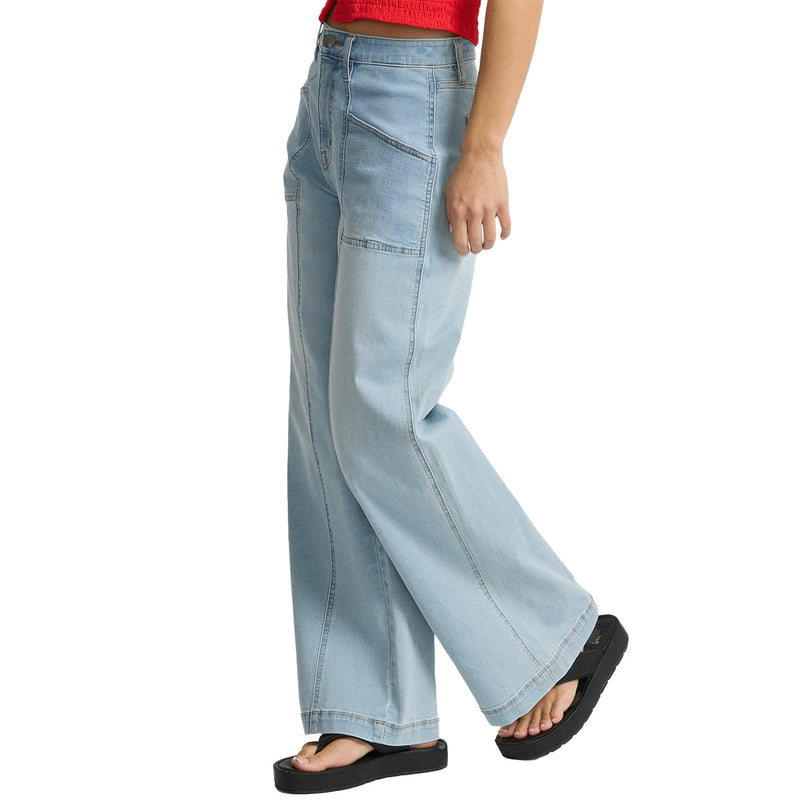 Load image into Gallery viewer, Billabong Women's Rival Relaxed Jeans
