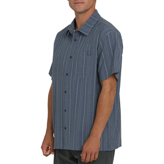 Billabong A/Div Surftrek Transit Short Sleeve Button-Up Shirt