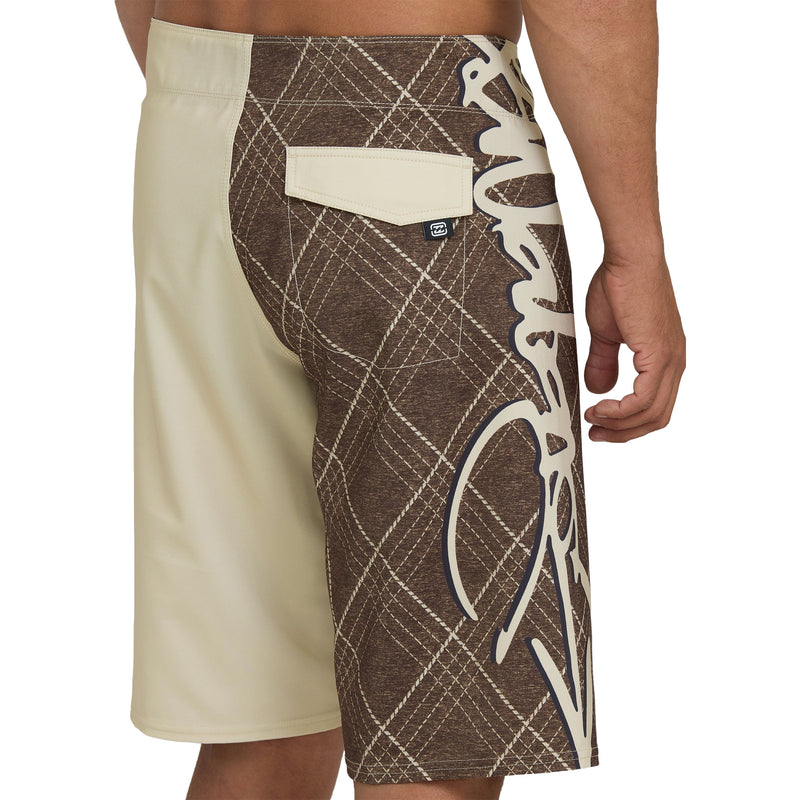 Load image into Gallery viewer, Billabong Inverted Pro 22" Boardshorts 4
