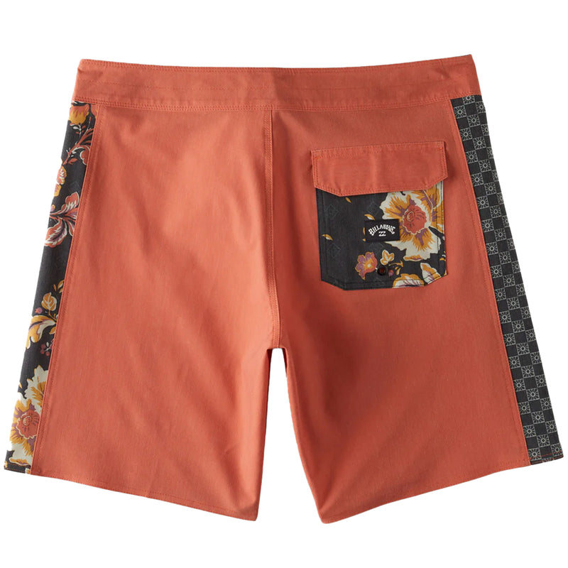 Load image into Gallery viewer, Billabong D Bah Pro 18" Boardshorts 2
