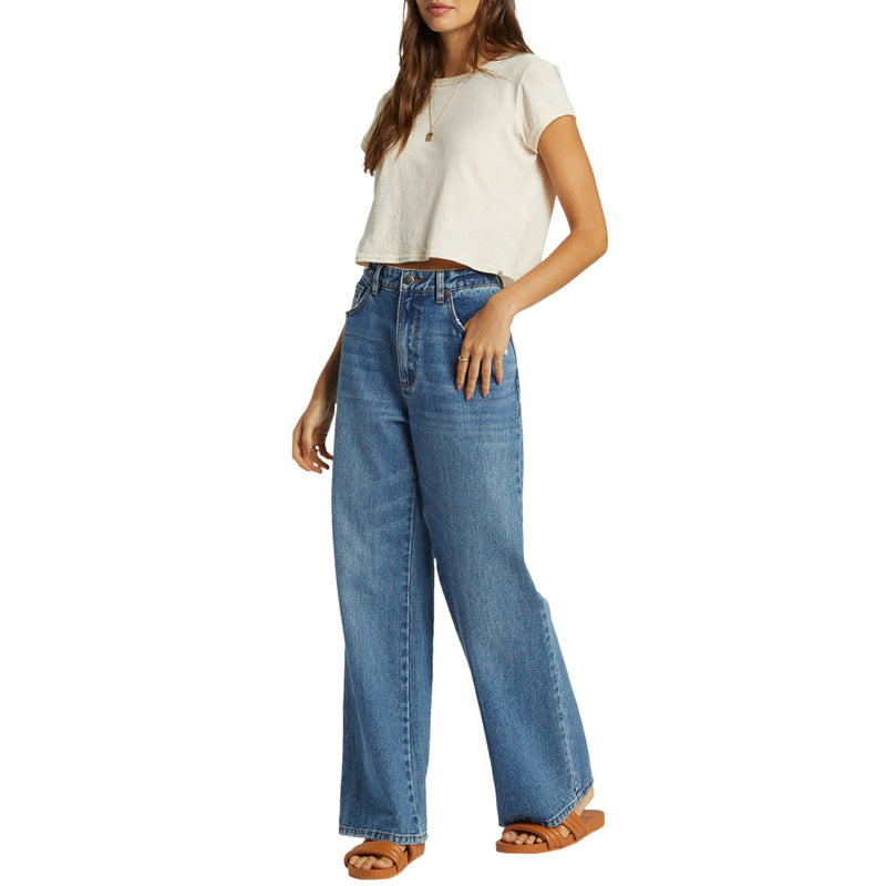 Load image into Gallery viewer, Billabong Women's Aaliyah High-Waist Jeans 3
