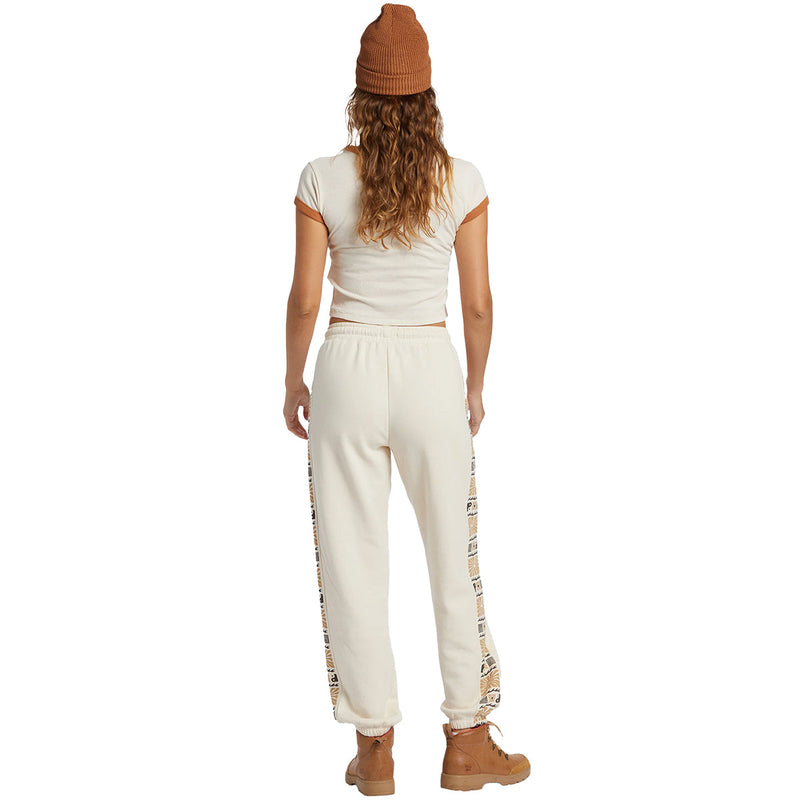 Load image into Gallery viewer, Billabong Women's Surf Adventure Elastic Waist Sweatpants 5
