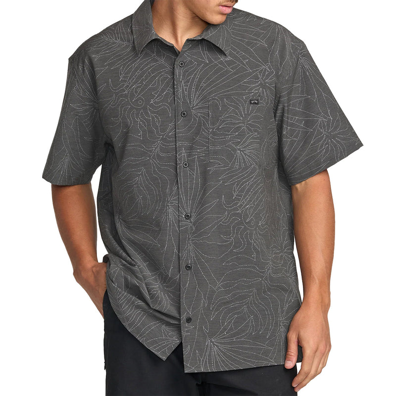 Load image into Gallery viewer, Billabong Surftrek Transit Short Sleeve Button-Up Shirt 3

