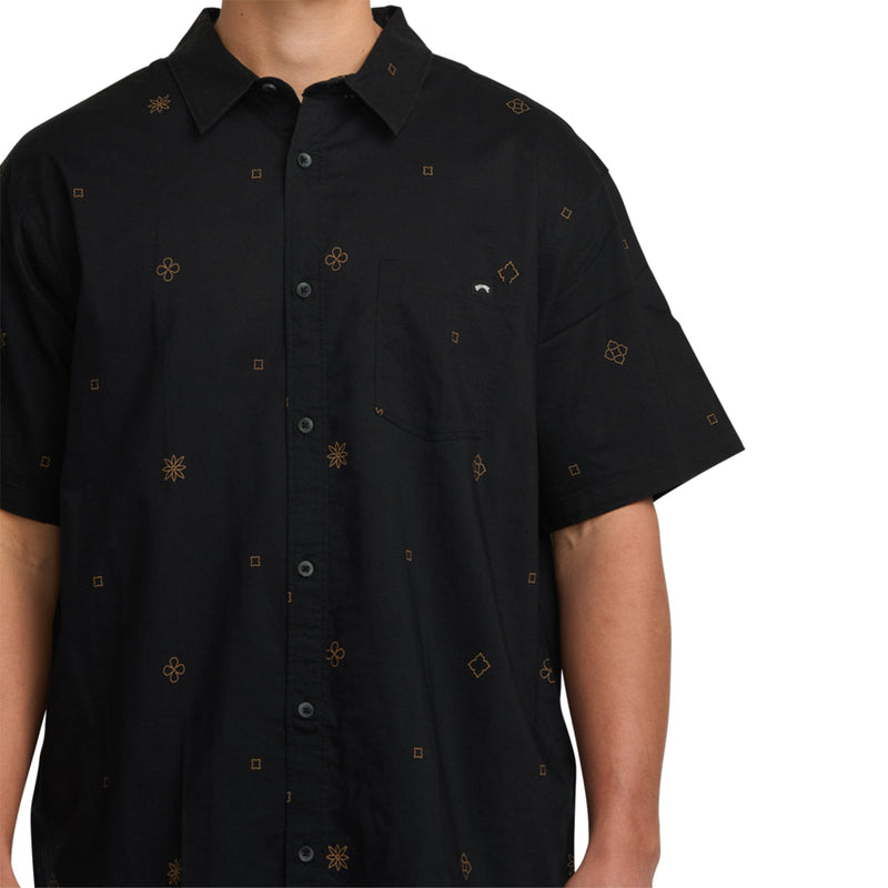 Load image into Gallery viewer, Billabong Sundays Mini Short Sleeve Button-Up Shirt 7
