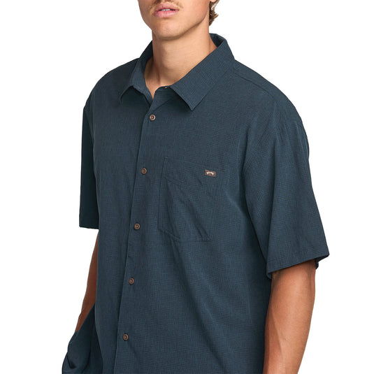 Billabong Surftrek Perf Short Sleeve Button-Up Shirt 4